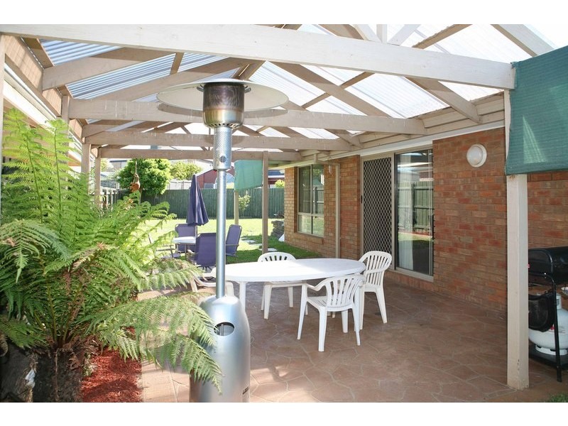 55 Panorama Drive, Hillside VIC 3037