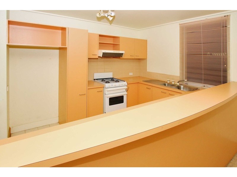 41/10 Village Avenue, Taylors Lakes VIC 3038