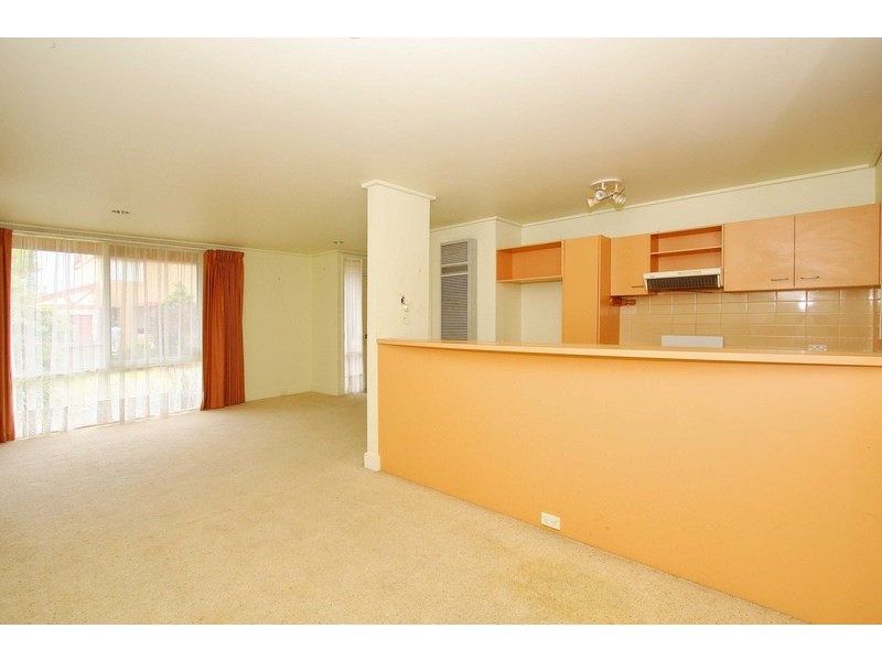 41/10 Village Avenue, Taylors Lakes VIC 3038