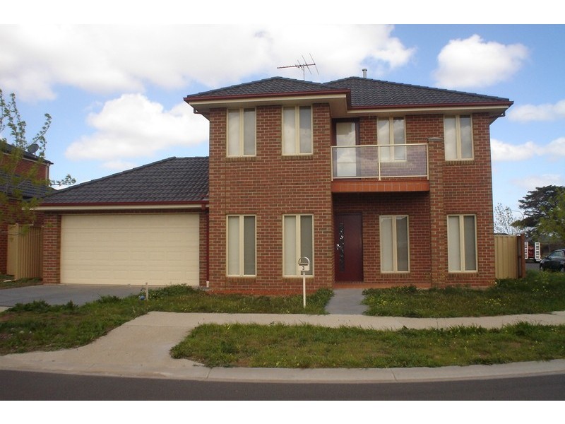 3 Alexandra Gardens, Caroline Springs VIC 3023