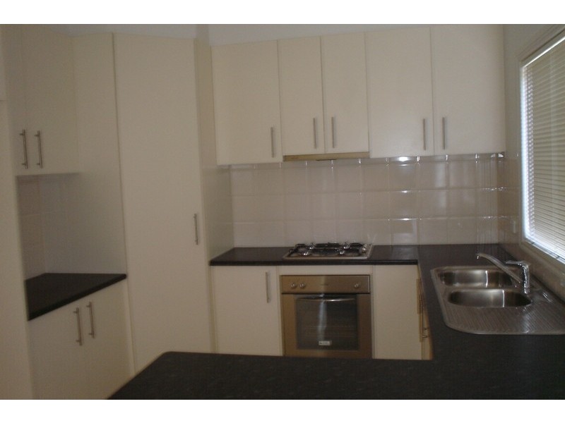 3 Alexandra Gardens, Caroline Springs VIC 3023