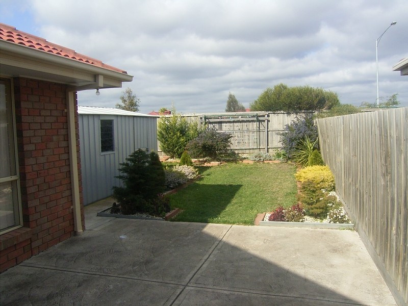 60 Chris Court, Hillside VIC 3037