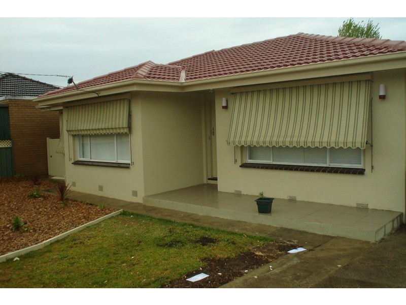 38 Kings Road, St Albans VIC 3021
