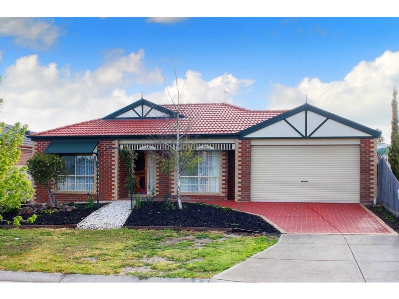 5 Sandalwood Avenue, Hillside VIC 3037