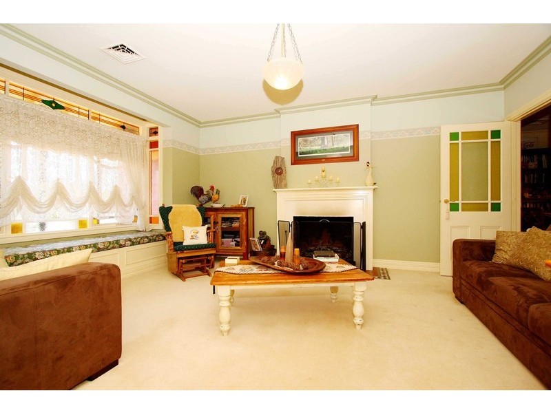 5 Royal Crescent, Hillside VIC 3037