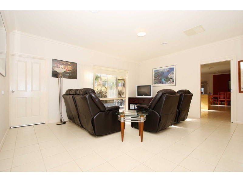 20 Wetherby Court, Hillside VIC 3037