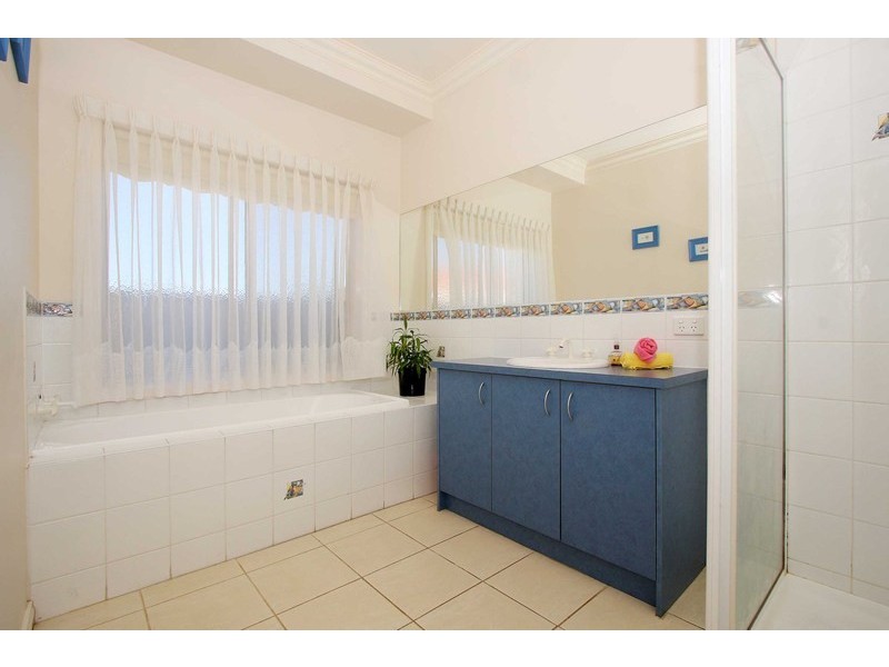 20 Wetherby Court, Hillside VIC 3037