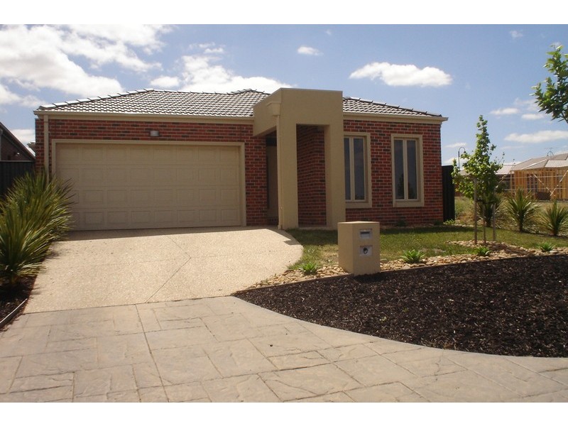 8 Penrose Mews, Hillside VIC 3037