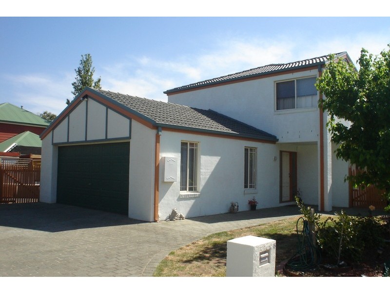 5 Wareham Court, Hillside VIC 3037