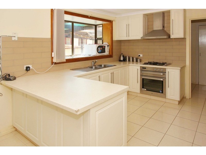 12 Lotis Court, Keilor Downs VIC 3038
