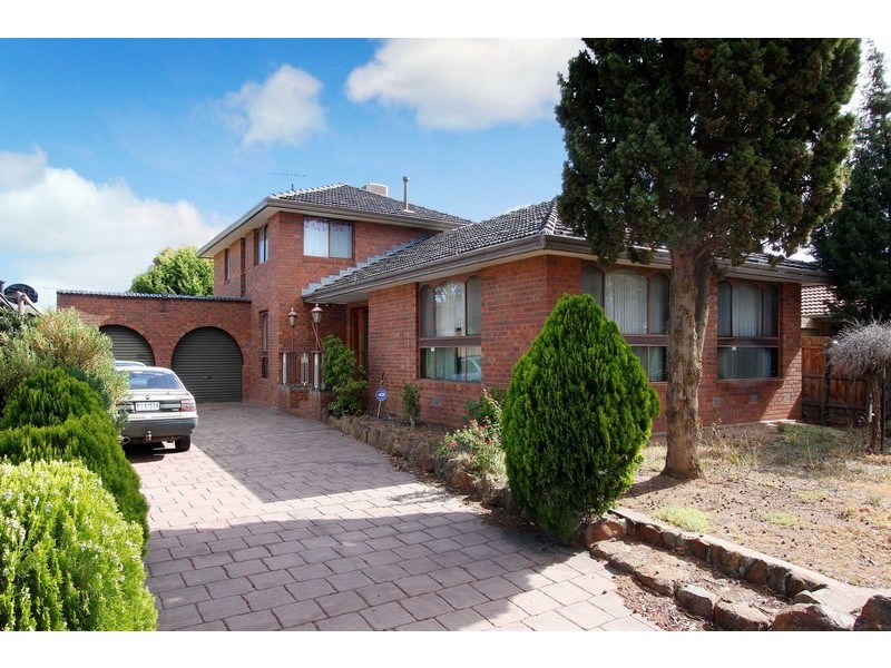 43 Pindari Avenue, Taylors Lakes VIC 3038