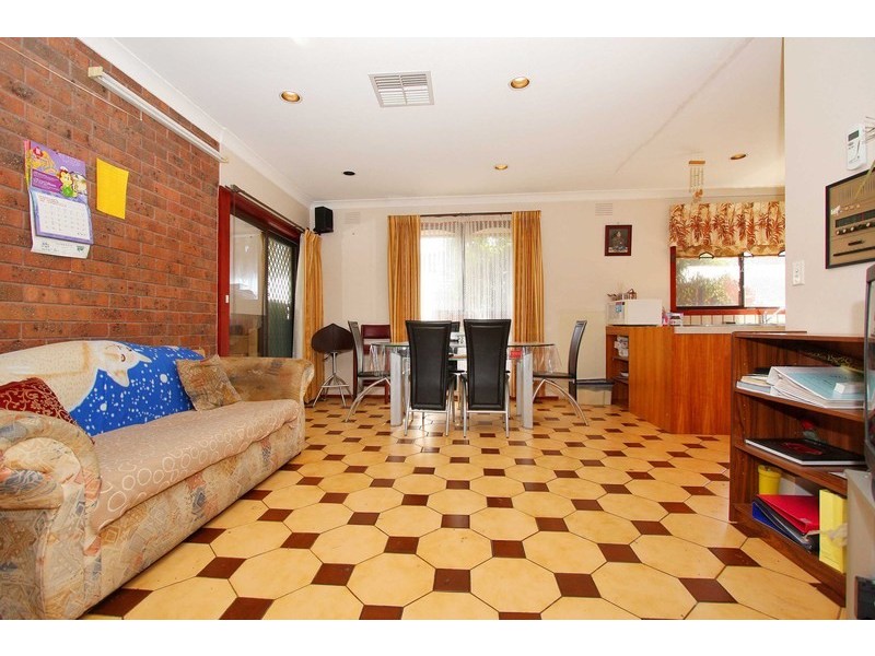 43 Pindari Avenue, Taylors Lakes VIC 3038