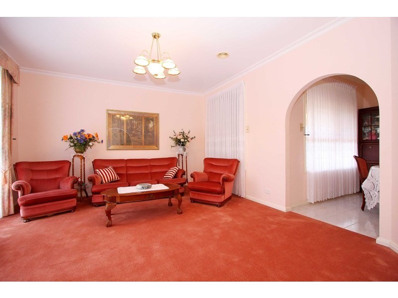 16 Mitchell Court, Taylors Lakes VIC 3038