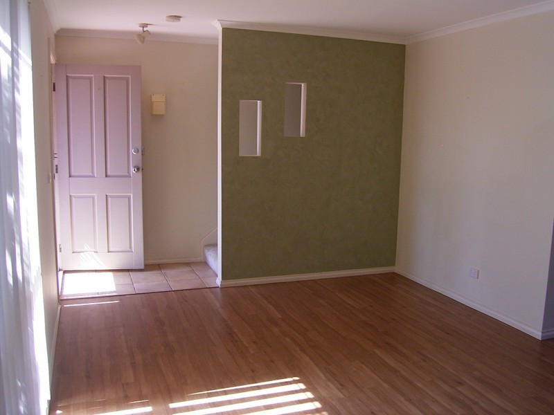 4/48 Trickey Avenue, Sydenham VIC 3037