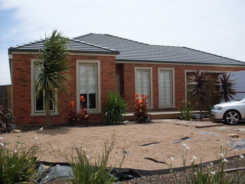 32 University Drive, Taylors Hill VIC 3037