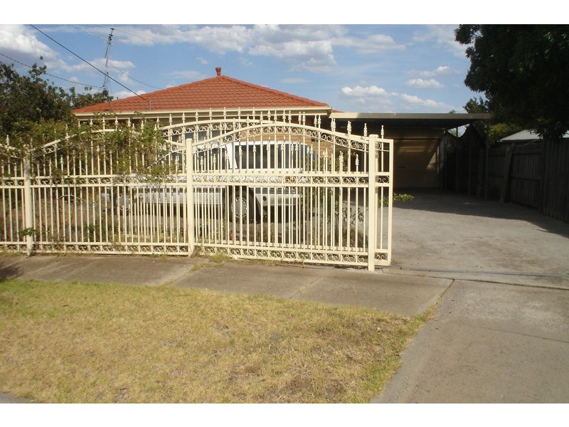 5 Milford Close, Albanvale VIC 3021