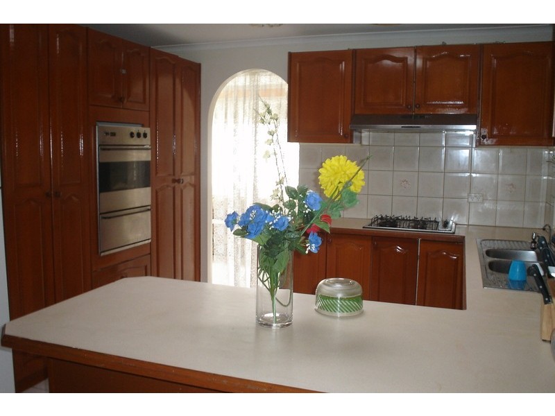 5 Milford Close, Albanvale VIC 3021