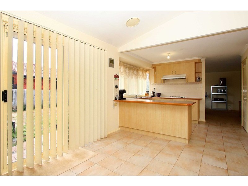 9 Panorama Drive, Hillside VIC 3037