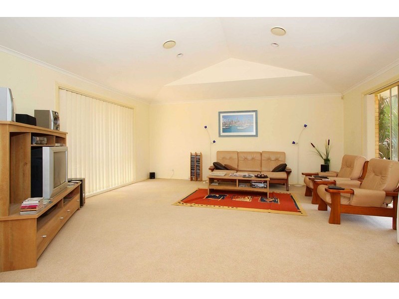 9 Panorama Drive, Hillside VIC 3037