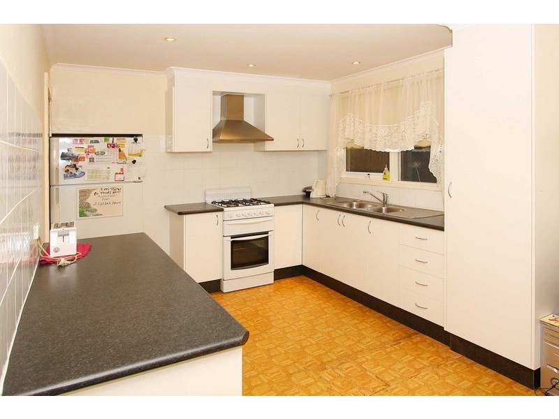 22 Droitwich Crescent, Deer Park VIC 3023