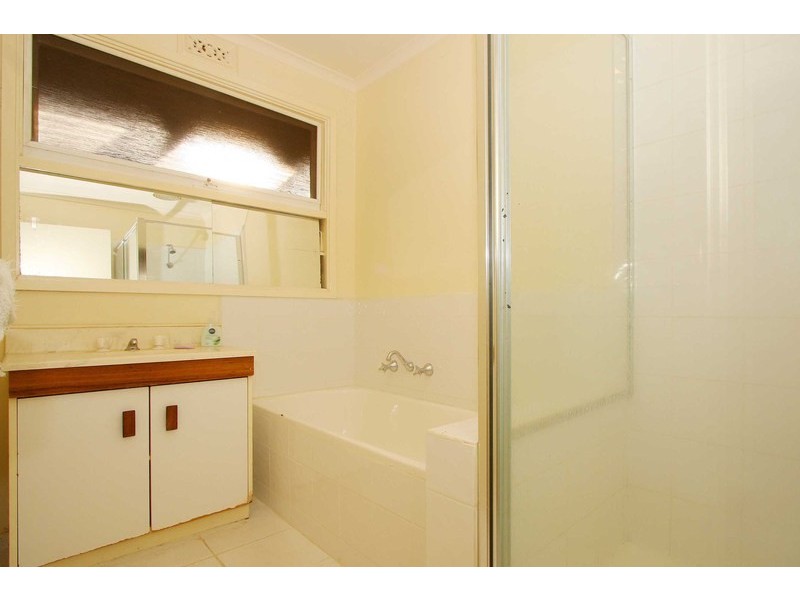 22 Droitwich Crescent, Deer Park VIC 3023