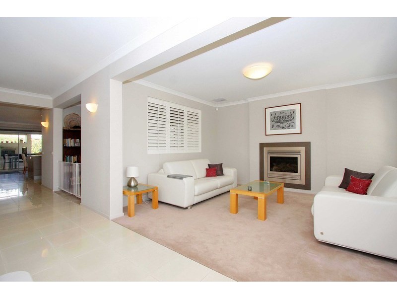 13 Drummond Street, Caroline Springs VIC 3023