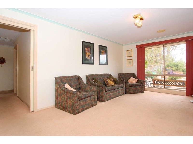 8 Archer Place, Keilor Downs VIC 3038