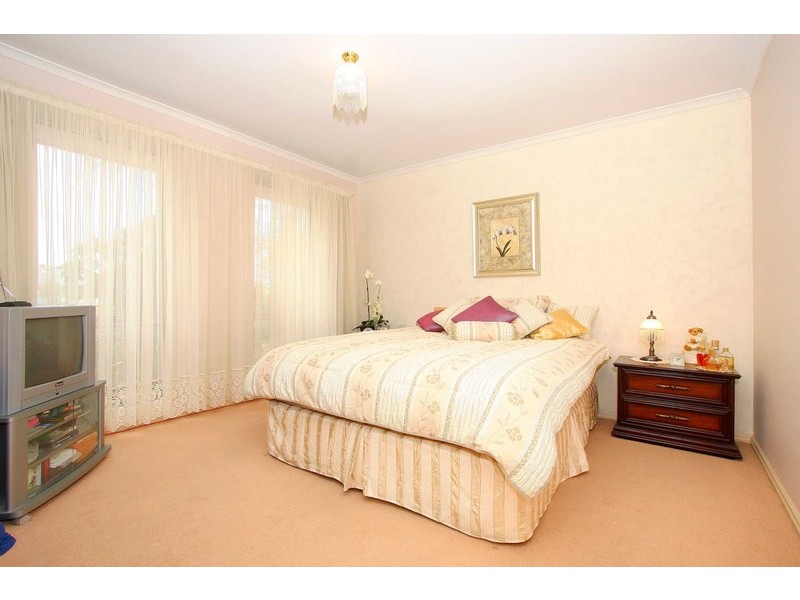 8 Archer Place, Keilor Downs VIC 3038