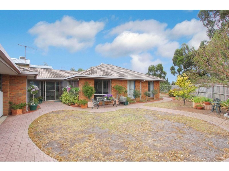 8 Archer Place, Keilor Downs VIC 3038