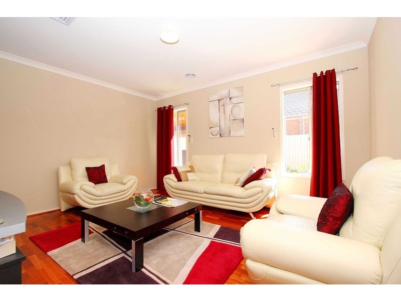 2 Lygon Place, Taylors Hill VIC 3037