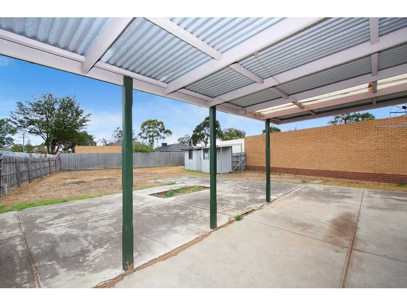 52 Perrett Avenue, St Albans VIC 3021