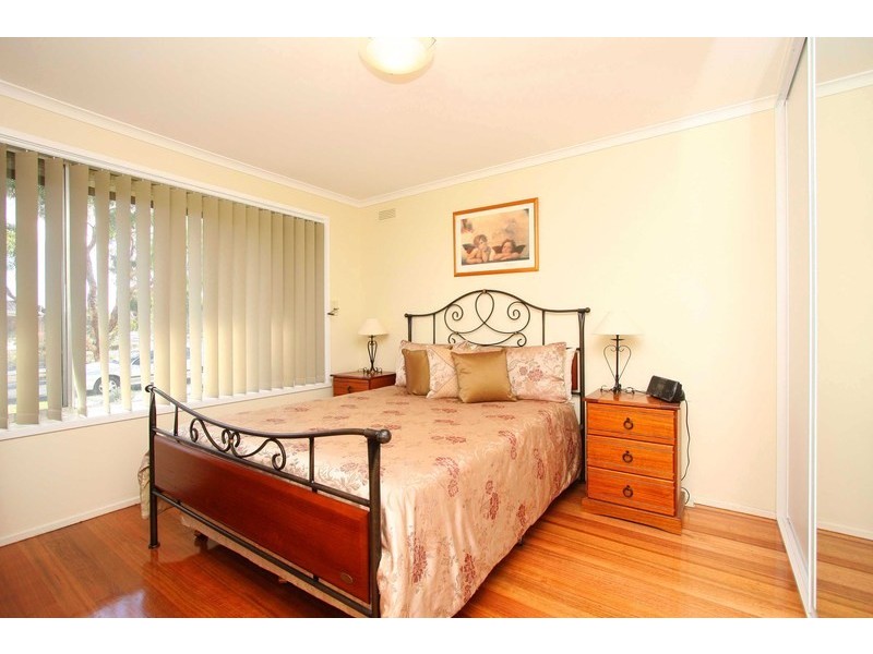 24 Bradwell Street, Kealba VIC 3021