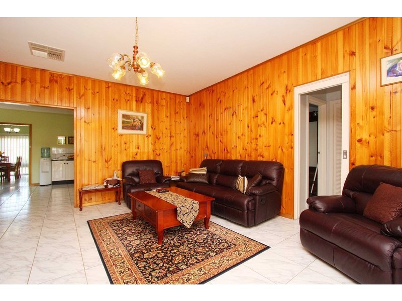 34 Andrea Street, St Albans VIC 3021