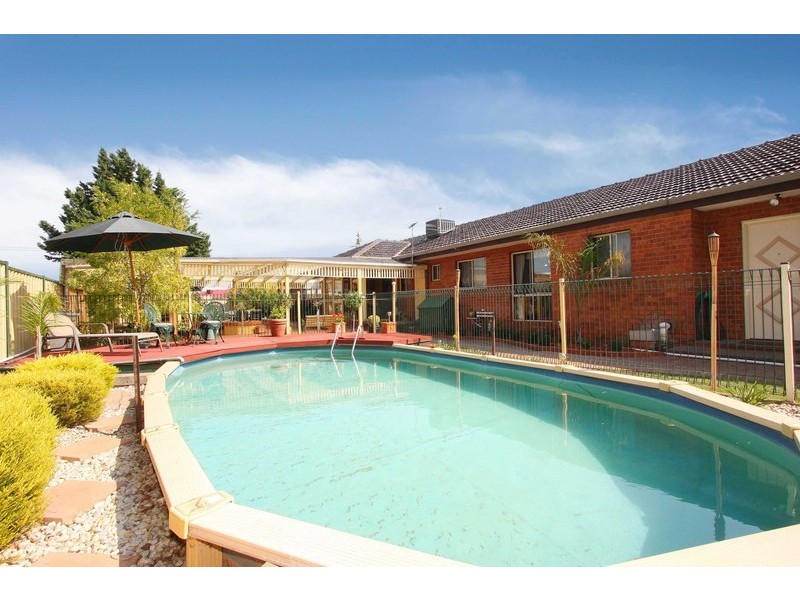 28 Buckingham Street, Sydenham VIC 3037