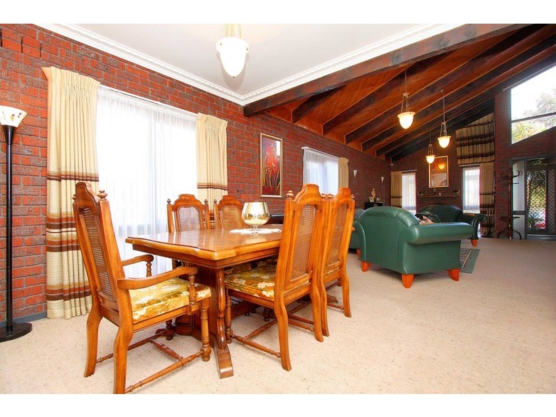 16 Lotis Court, Keilor Downs VIC 3038