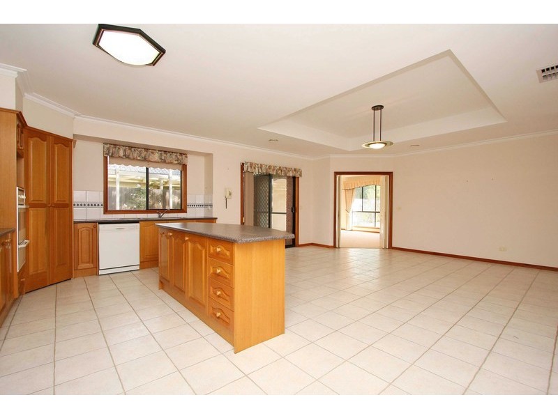 63 Australia Drive, Taylors Lakes VIC 3038