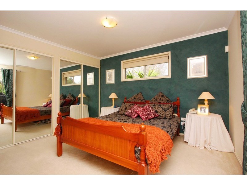 30 Kenswick Drive, Hillside VIC 3037