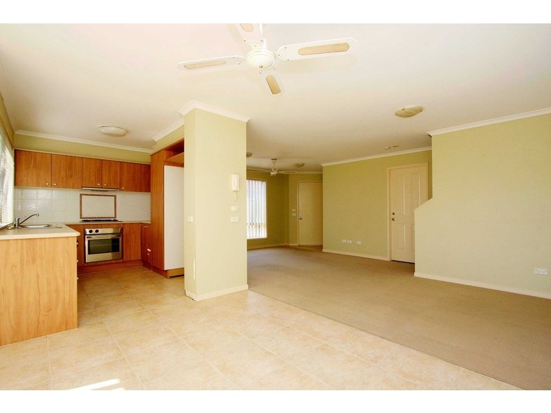 18/346 Sydenham Road, Sydenham VIC 3037