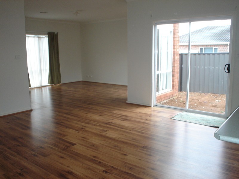 46 Queens Parade, Hillside VIC 3037