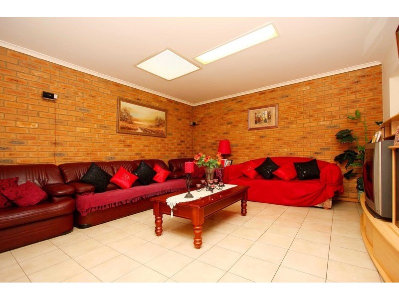 3 Buna Way, Keilor Downs VIC 3038