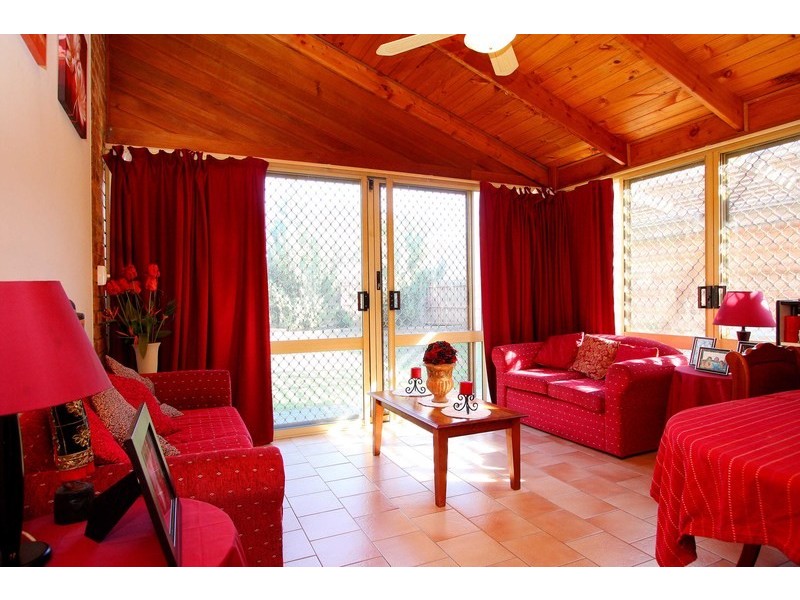 3 Buna Way, Keilor Downs VIC 3038