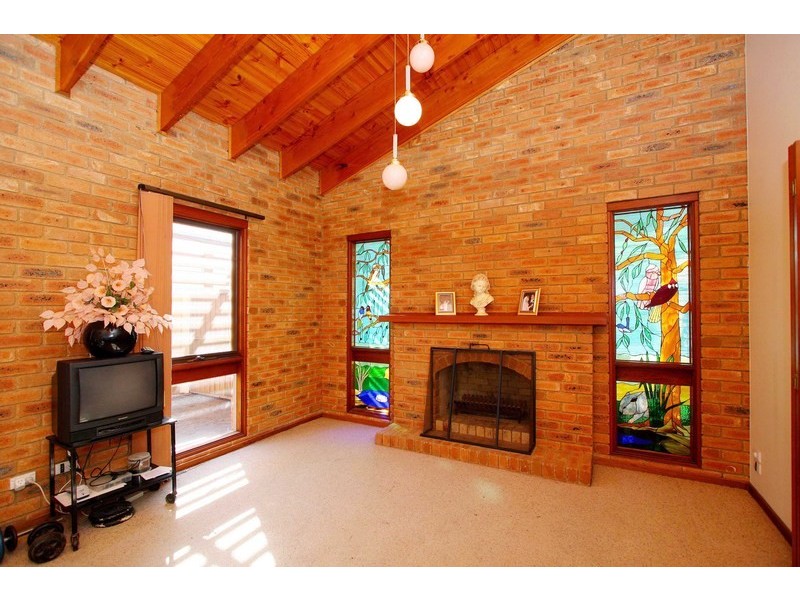 3 Buna Way, Keilor Downs VIC 3038