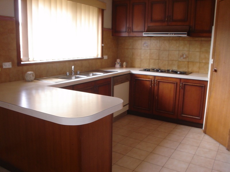 56 Chichester Drive, Taylors Lakes VIC 3038