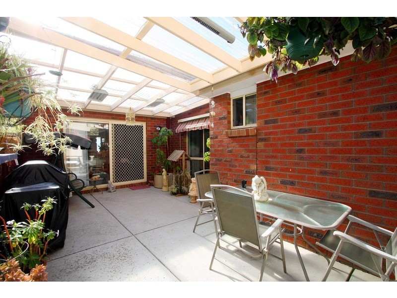 1/15 Hallmark Place, Keilor Downs VIC 3038