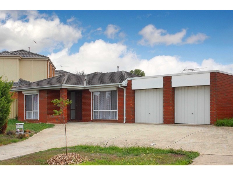 13 Proctor Crescent, Keilor Downs VIC 3038