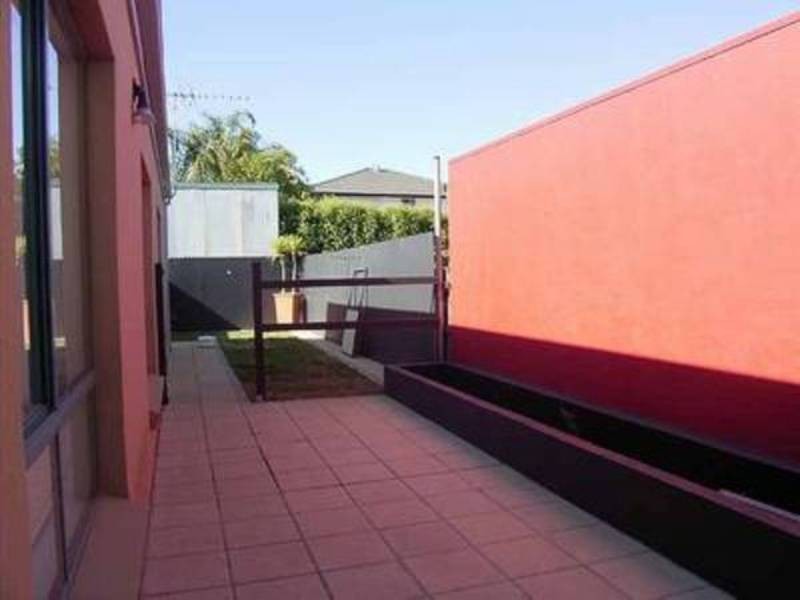 17 Penlow Court, Hillside VIC 3037