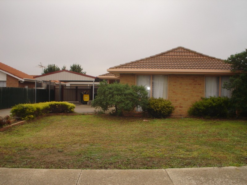 9 Young Court, Delahey VIC 3037