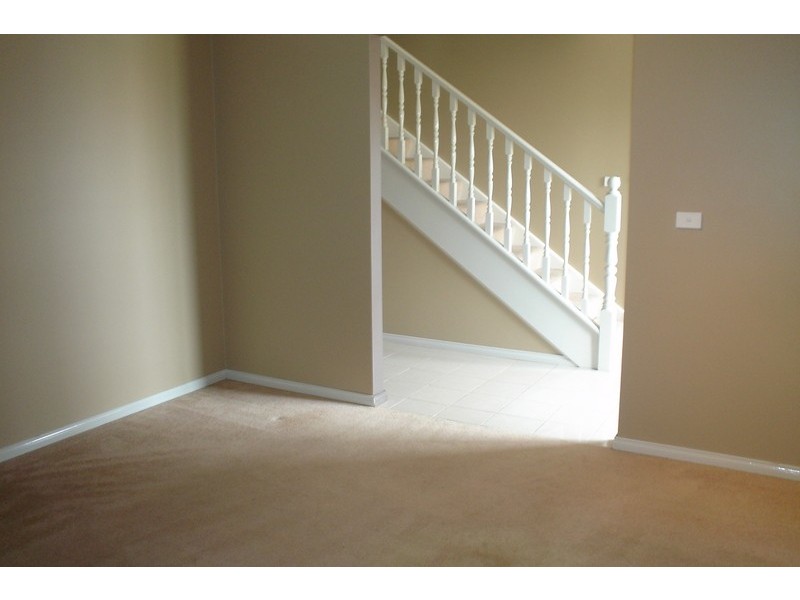 2 Avon Walk, Taylors Hill VIC 3037