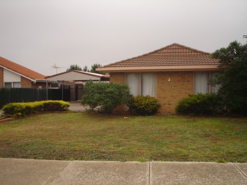 9 Young Court, Delahey VIC 3037