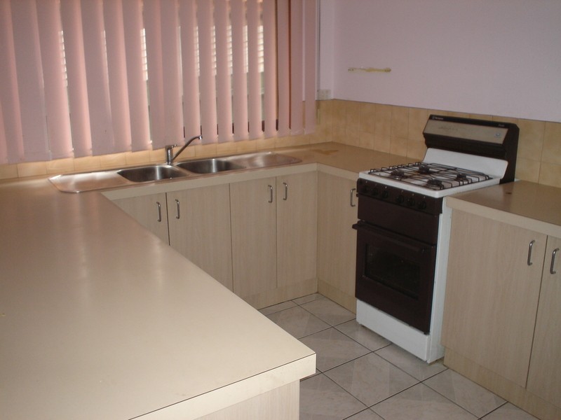 9 Young Court, Delahey VIC 3037